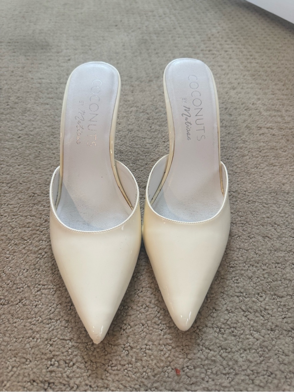 Coconuts by Matisse Cream Pointed Slip-On Mules